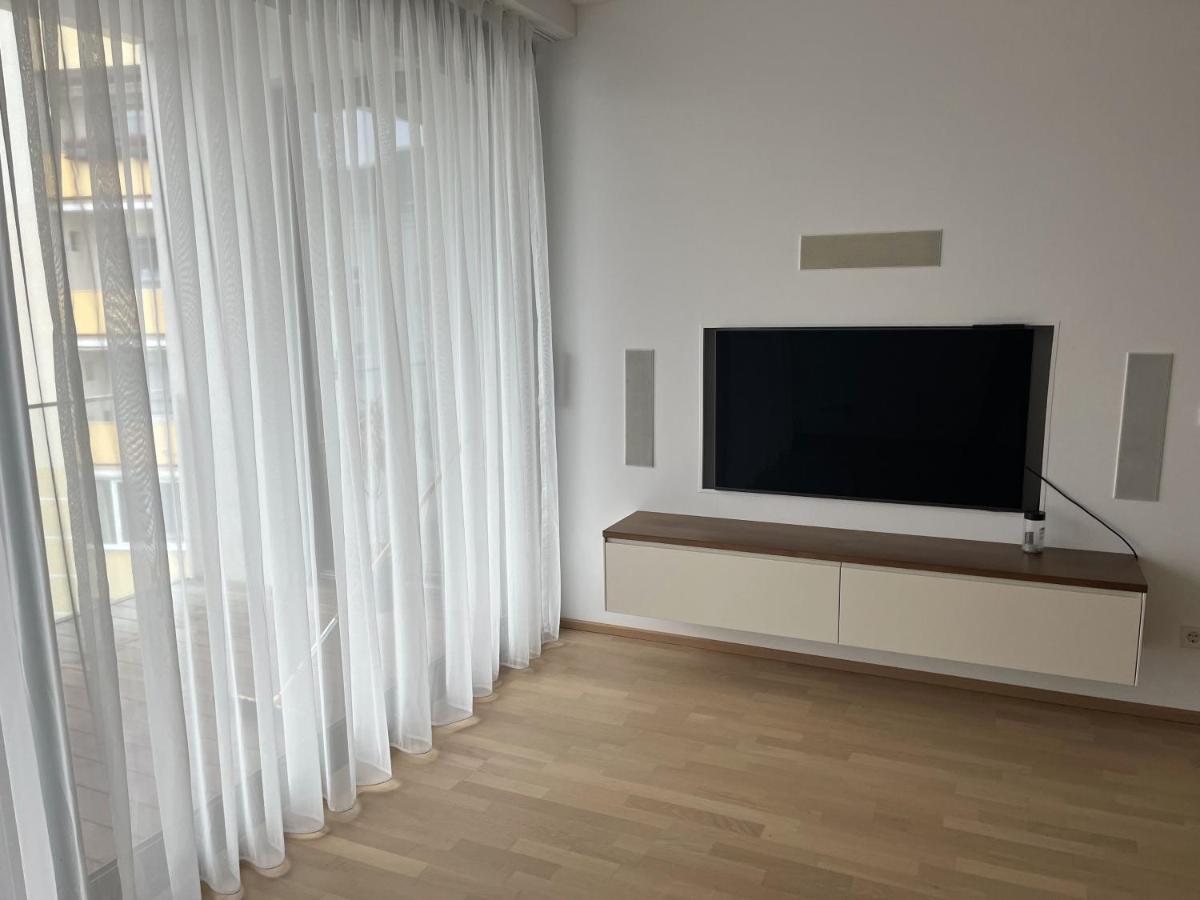 Luxusappartement Mit Garage Im Zentrum ウィーナー・ノイシュタット エクステリア 写真